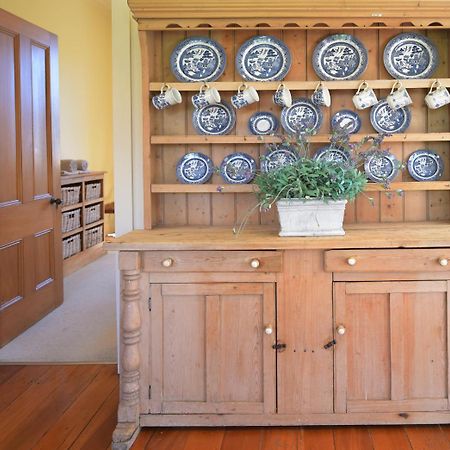 The Vicarage Martinborough Villa Dış mekan fotoğraf