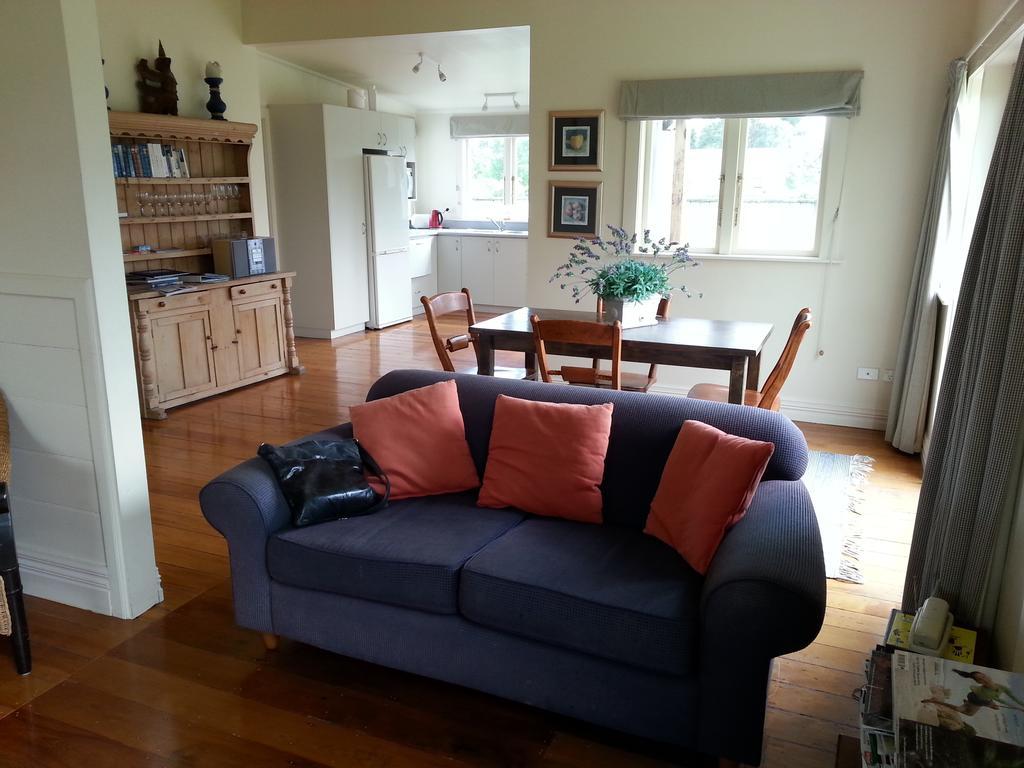 The Vicarage Martinborough Villa Oda fotoğraf
