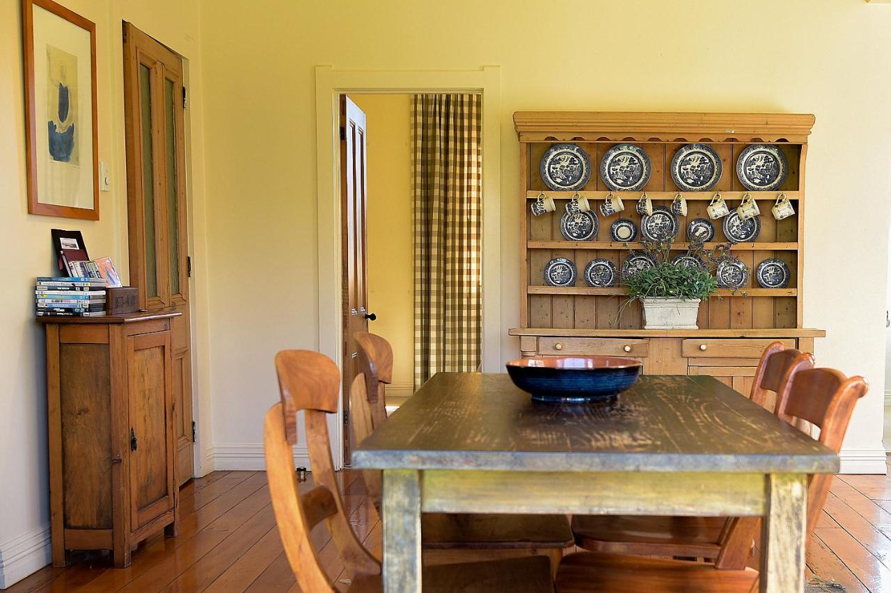 The Vicarage Martinborough Villa Dış mekan fotoğraf