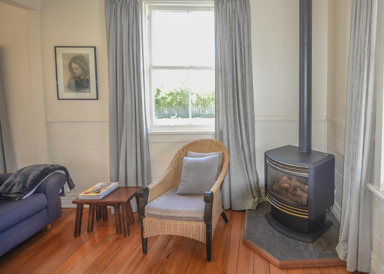 The Vicarage Martinborough Villa Dış mekan fotoğraf