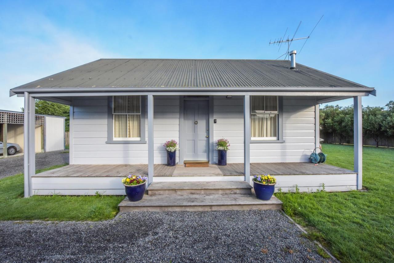 The Vicarage Martinborough Villa Dış mekan fotoğraf