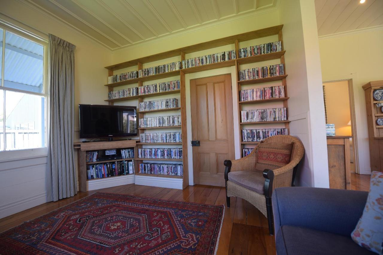 The Vicarage Martinborough Villa Dış mekan fotoğraf